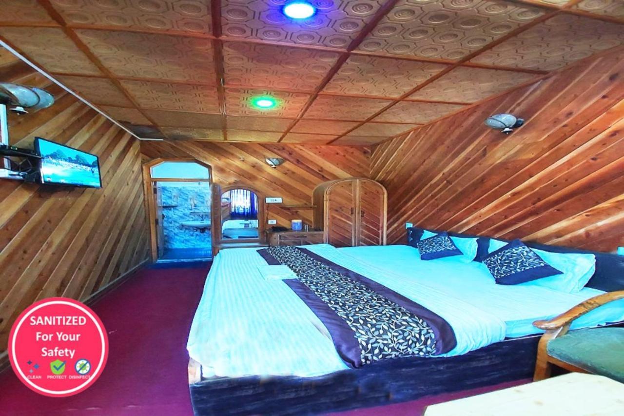 Goroomgo Luxury Stay Mall Road Nainital Zewnętrze zdjęcie