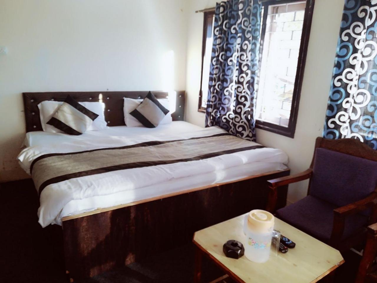 Goroomgo Luxury Stay Mall Road Nainital Zewnętrze zdjęcie