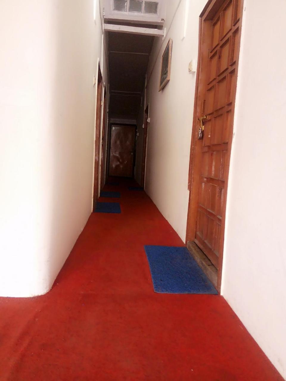 Goroomgo Luxury Stay Mall Road Nainital Zewnętrze zdjęcie